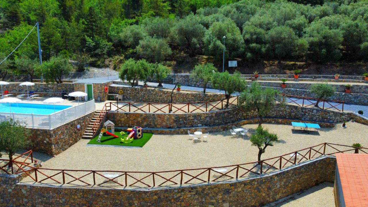 Agriturismo Monte Acuto - Natura, Mare & Relax In Piscina Toirano Extérieur photo